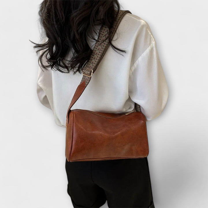 Olivia - Retro Chic Crossbody Bag